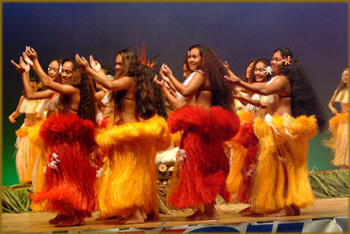 Cook Islands dancing girls 